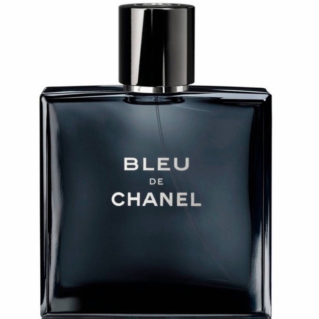 Keulen Bleu De Chanel Eau De Toilette Met Hout En Vette Smaak in De Parfum  En Cosmeticawinkel 10 Februari 2020 in Redactionele Stock Afbeelding   Image of schoonheid vloeistof 175417714